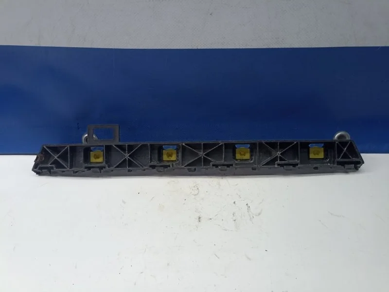 Кронштейн бампера Hyundai Solaris 2 2017 86614H5000 HCR 1.4 G4LC, задний правый