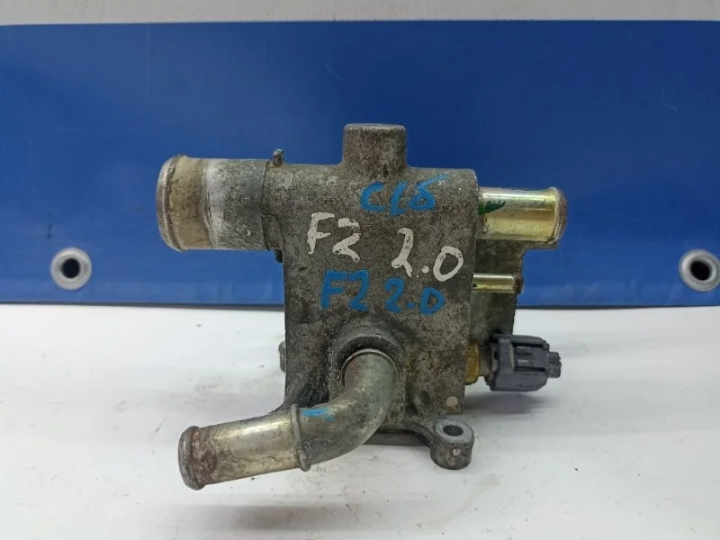 Фланец системы охлаждения Ford Focus 2 2008 1360282 1.8 QQDB