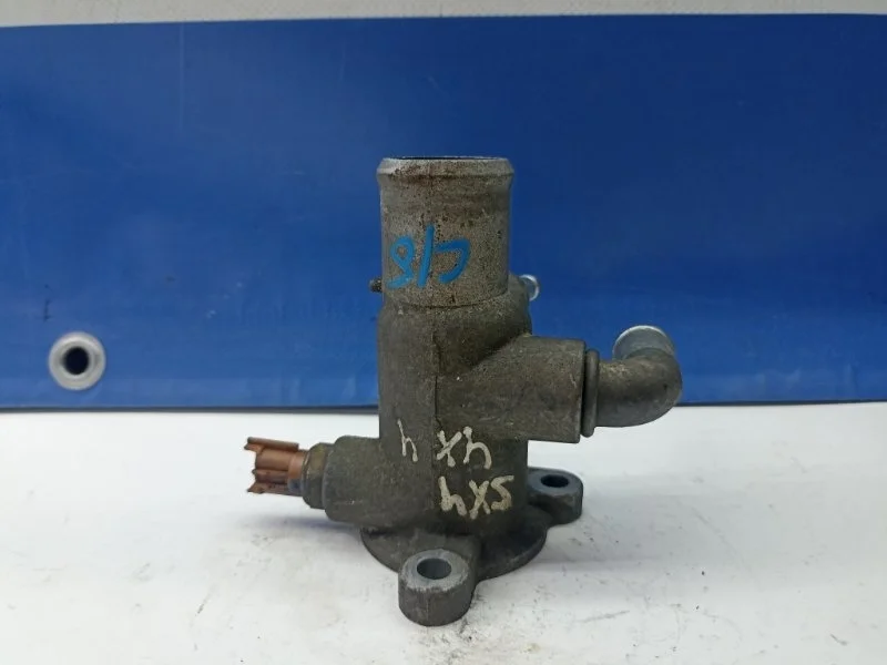 Крышка термостата Suzuki SX4 2009 1757086G10 1.6 M16A