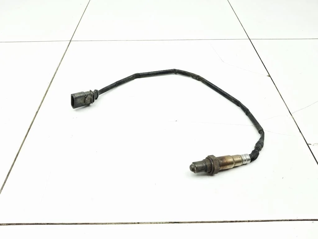 Датчик кислородный Volkswagen Passat B6