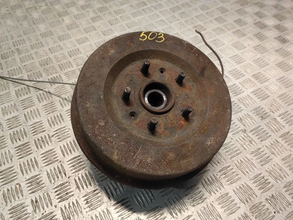 Кулак поворотный задний левый Land Rover