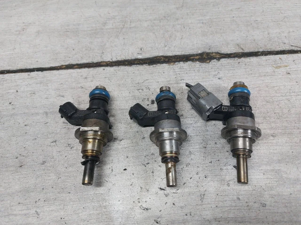 форсунка топливная Mazda CX-7