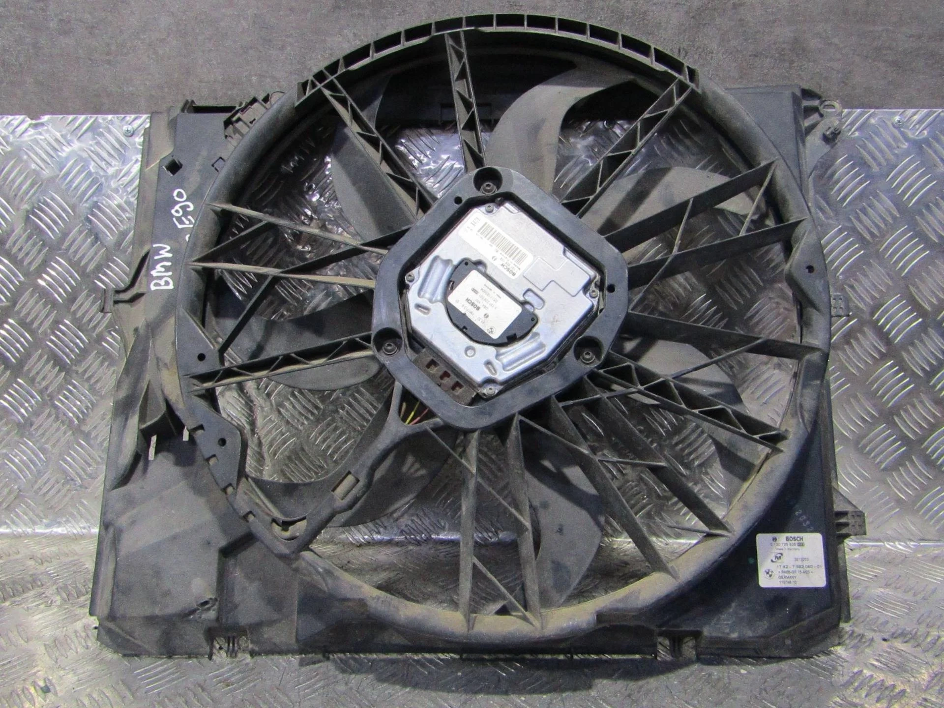 вентилятор охлаждения BMW 3 E90/E91/E92/E93