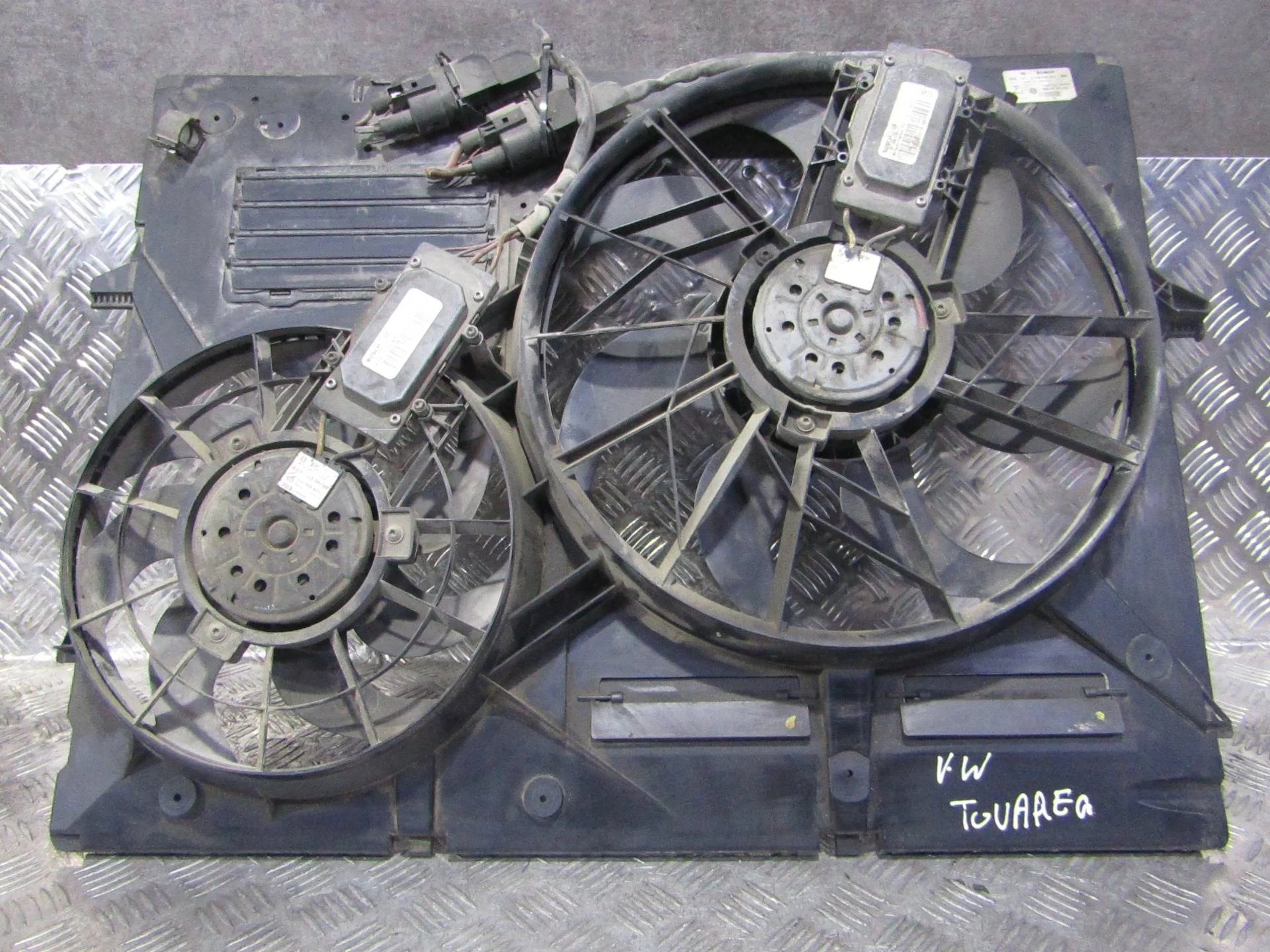 вентилятор охлаждения Volkswagen Touareg