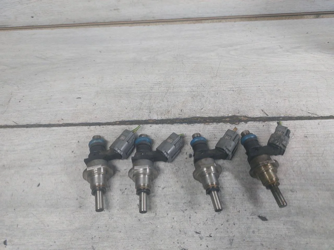 форсунка топливная Mazda CX-7