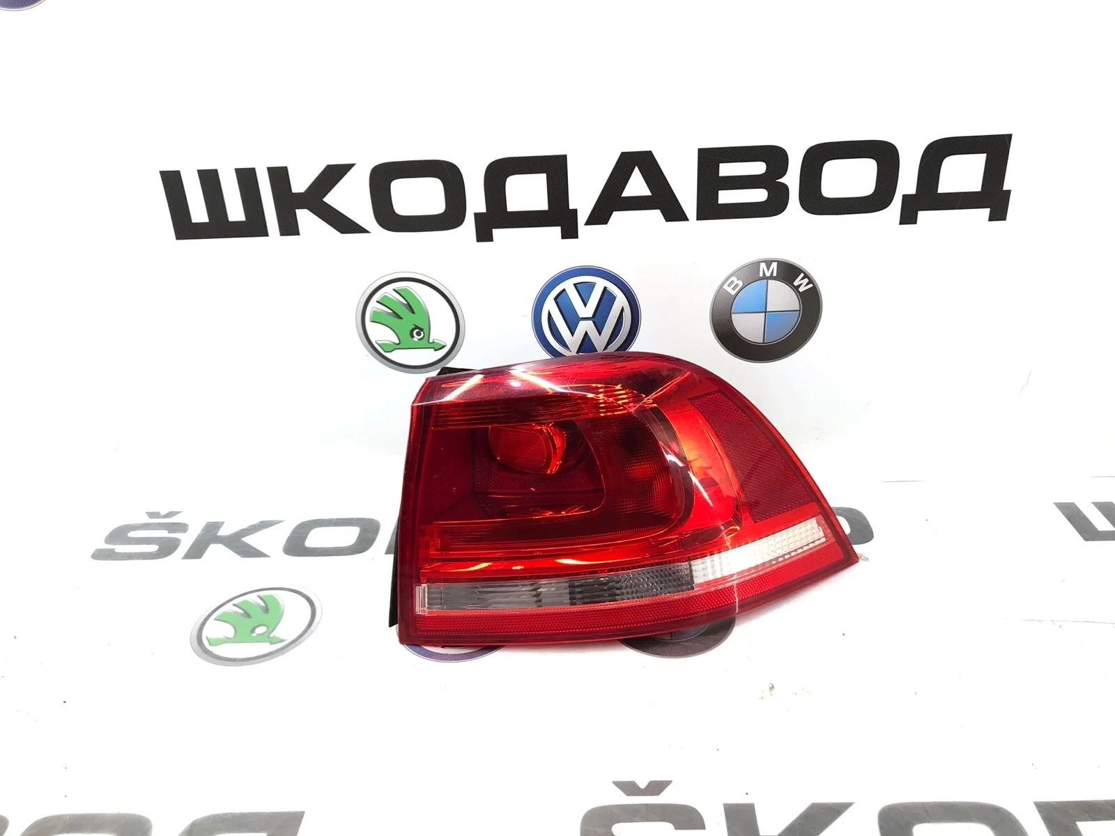 Фонарь Volkswagen Touareg 2014 7P6945096F 2 NF 3.0 CJMA, задний правый