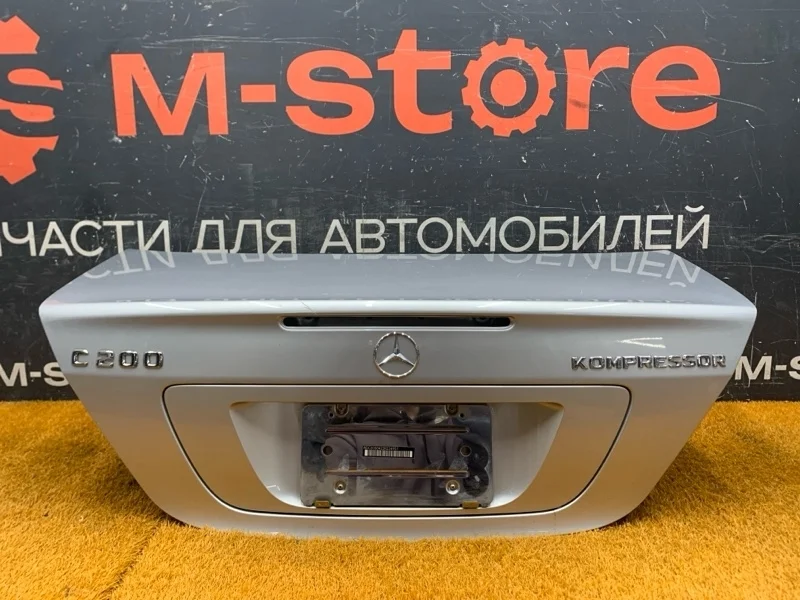Крышка багажника Mercedes-Benz C-Class 2006 A2037500675 W203 271.940