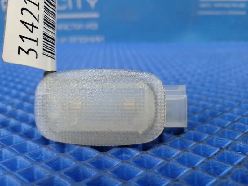 Плафон подсветки салона Mercedes-Benz CLK-class