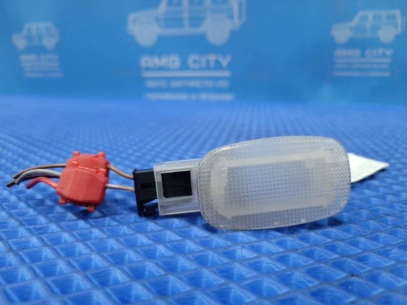 Плафон подсветки салона Mercedes-Benz E-class W211