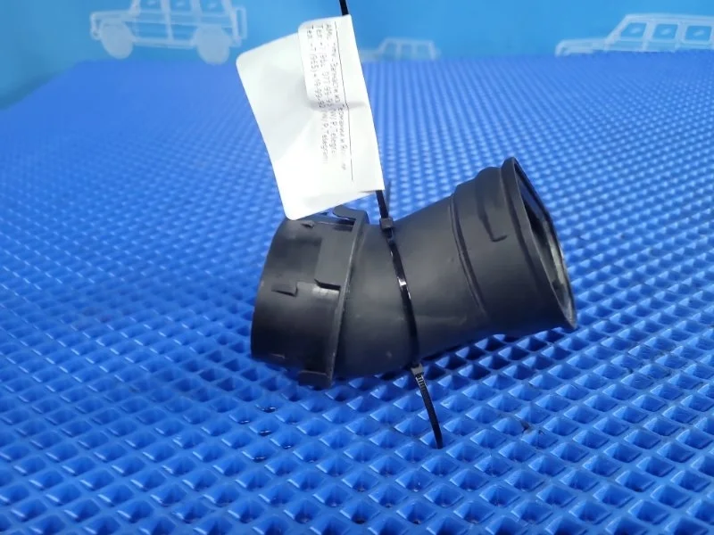 Патрубок воздушного фильтра Mercedes-Benz E-class