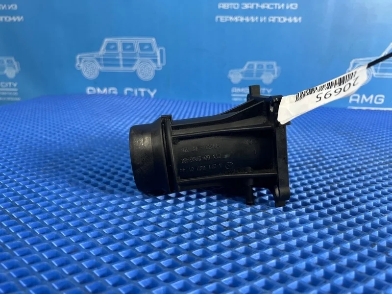 Фланец Mercedes-Benz C-class W204 M271820 2011