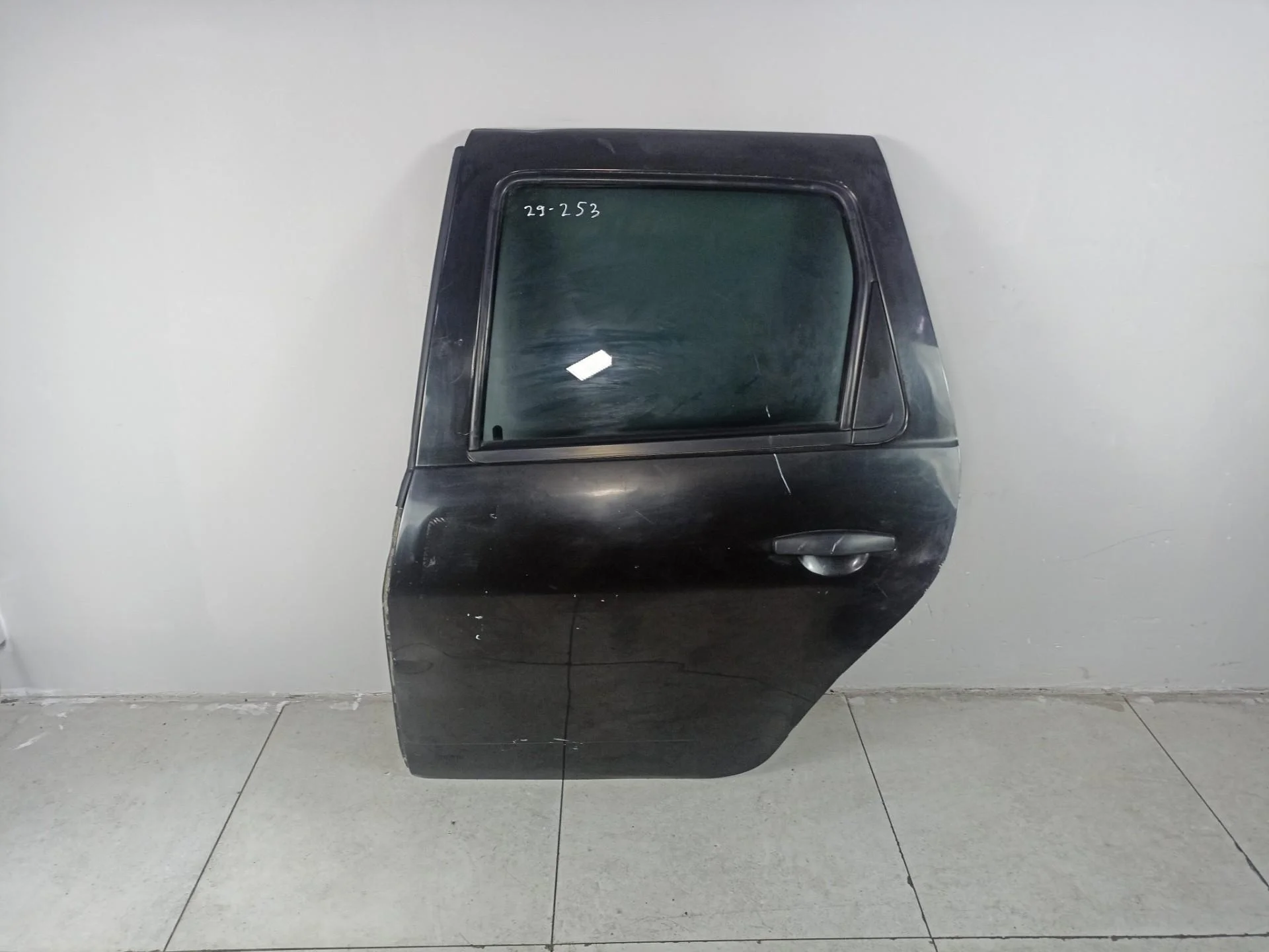 Дверь задняя левая Renault Duster 2014 821014570R