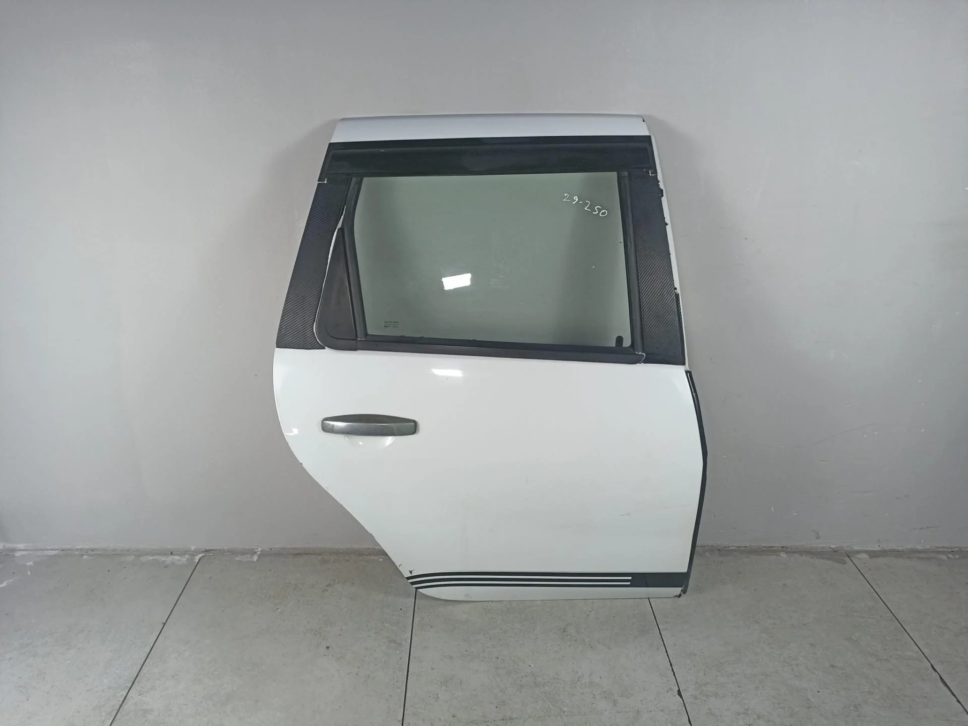 Дверь задняя правая Renault Duster рест. 2016