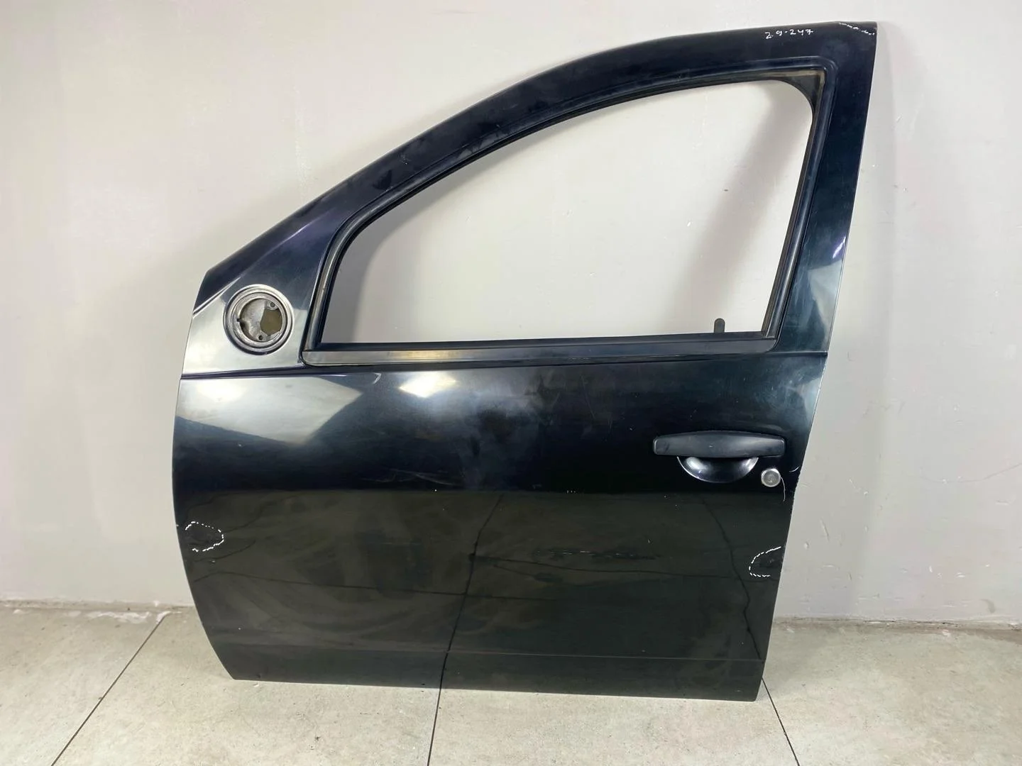 Дверь передняя левая Renault Duster рест. 2015