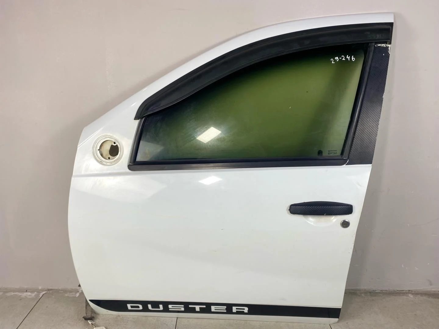 Дверь передняя левая Renault Duster рест. 2015