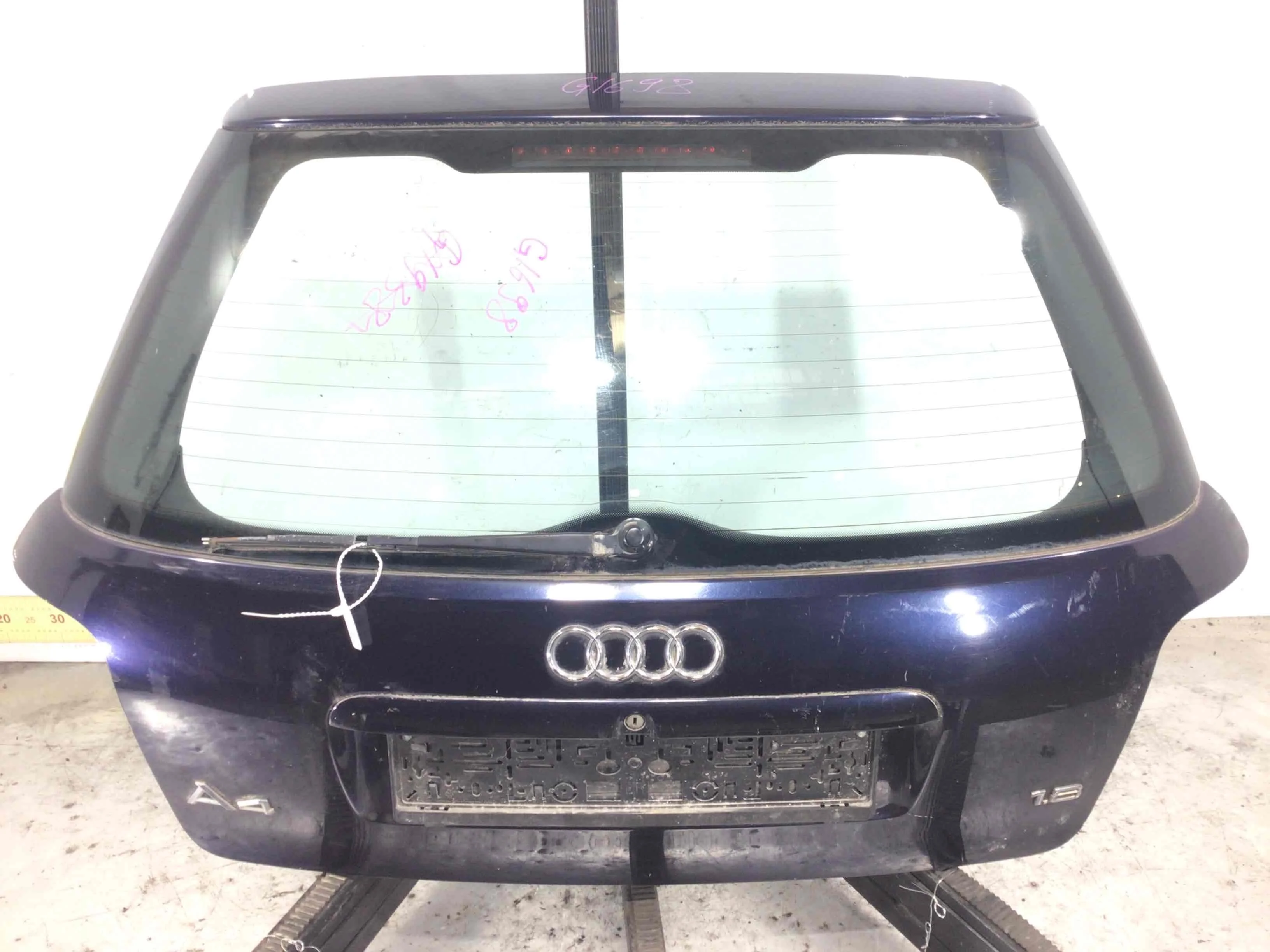 Крышка багажника (дверь 3-5) Audi A4 B5 (1994-1999) бензин 1.8 i Механика Универсал