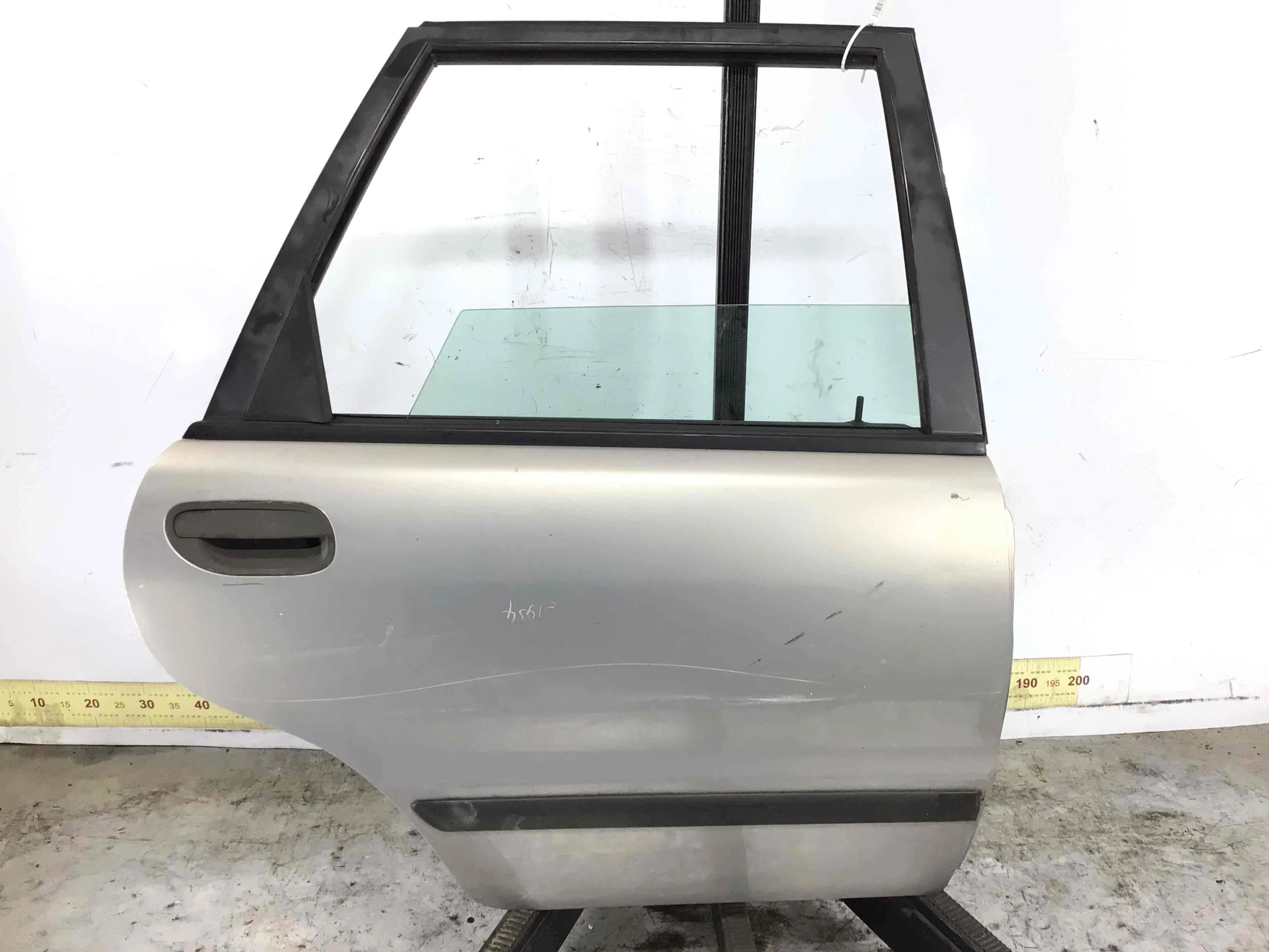 Дверь задняя правая Volvo V40 1 поколение (1996-2000) бензин 1.6 i Механика Универсал