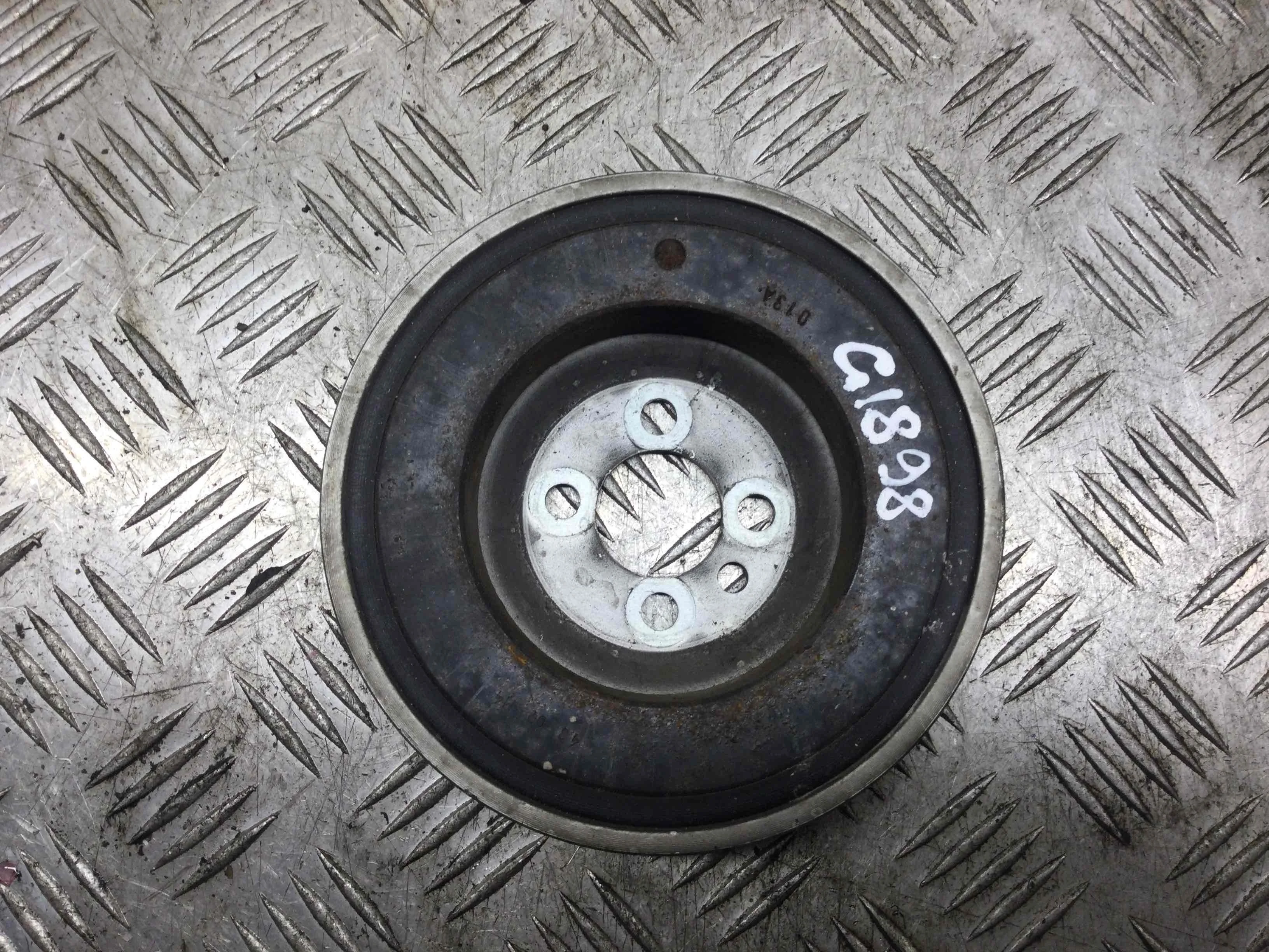 Шкив коленвала Audi A6 C5/4B (1997-2004) бензин 2.0 i Механика Седан