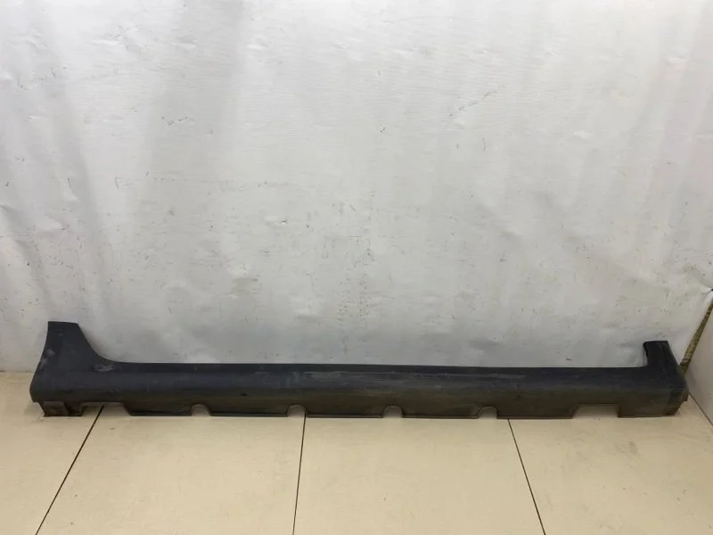 Накладка на порог (наружная) правая Kia Rio X-line