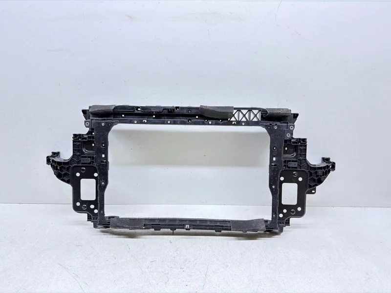 Панель передняя (телевизор) Kia Seltos 2019 -