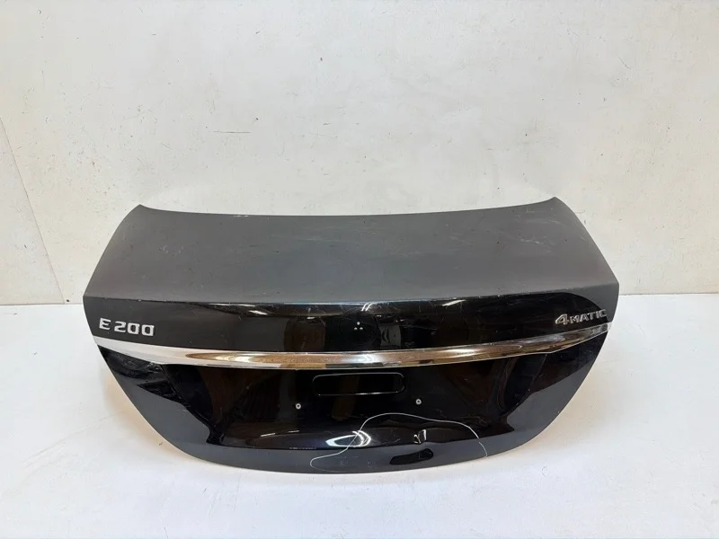 Крышка багажника Mercedes-Benz -Class 2016- W213