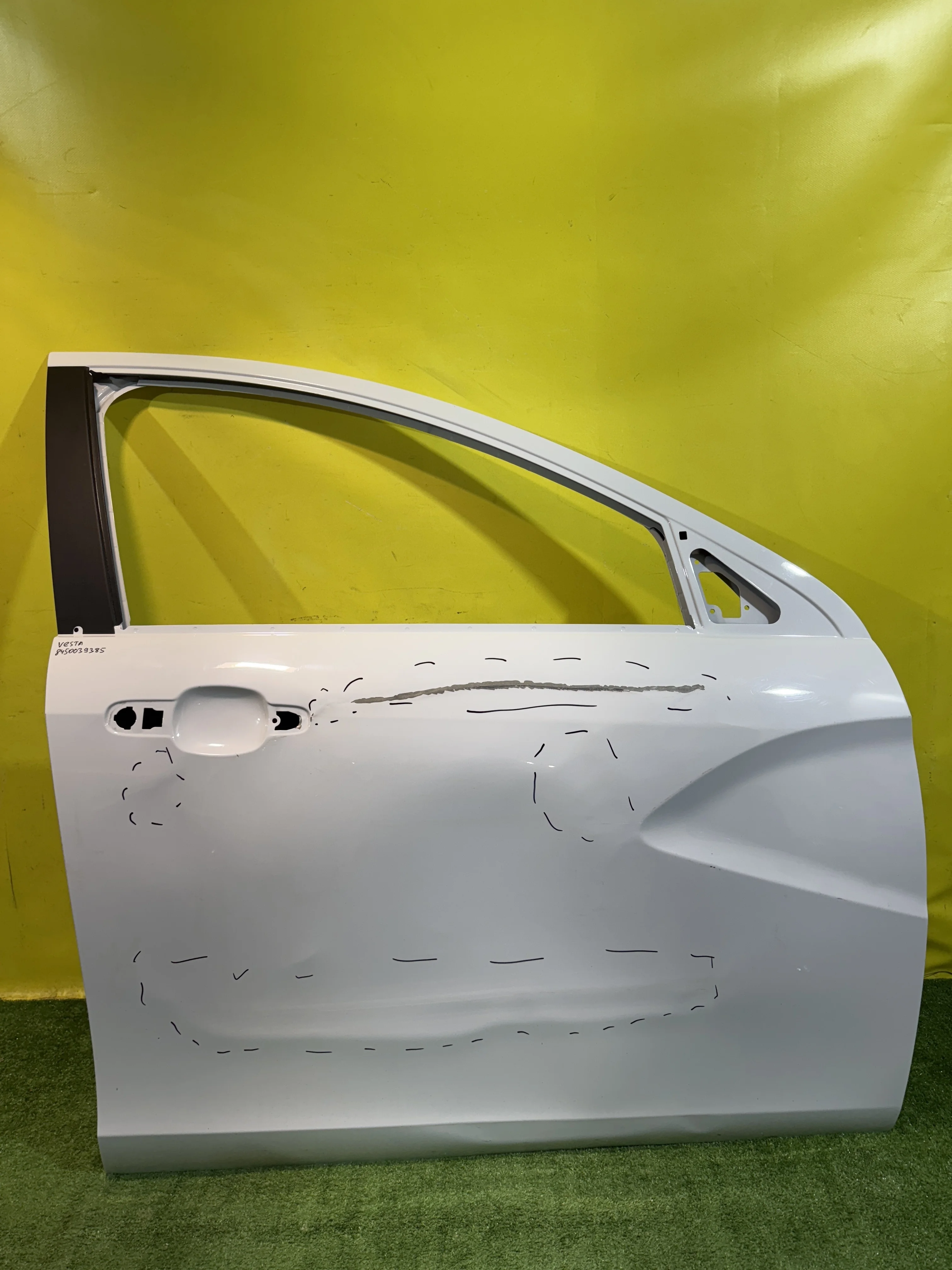 Дверь передняя правая Lada Vesta 2015- 8450039385 33757