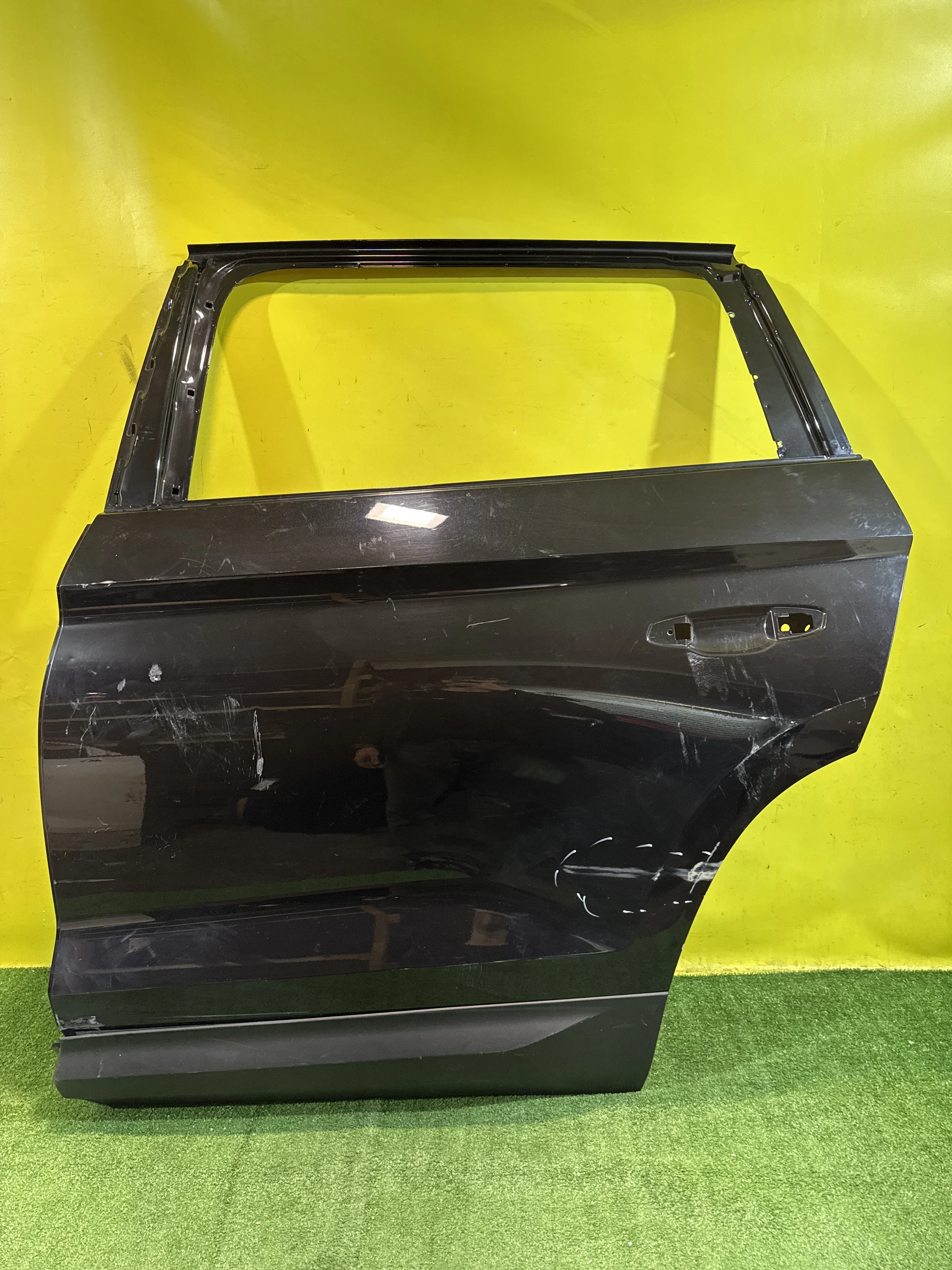 Дверь задняя левая  Skoda  Kodiaq 2016  565833055 33782