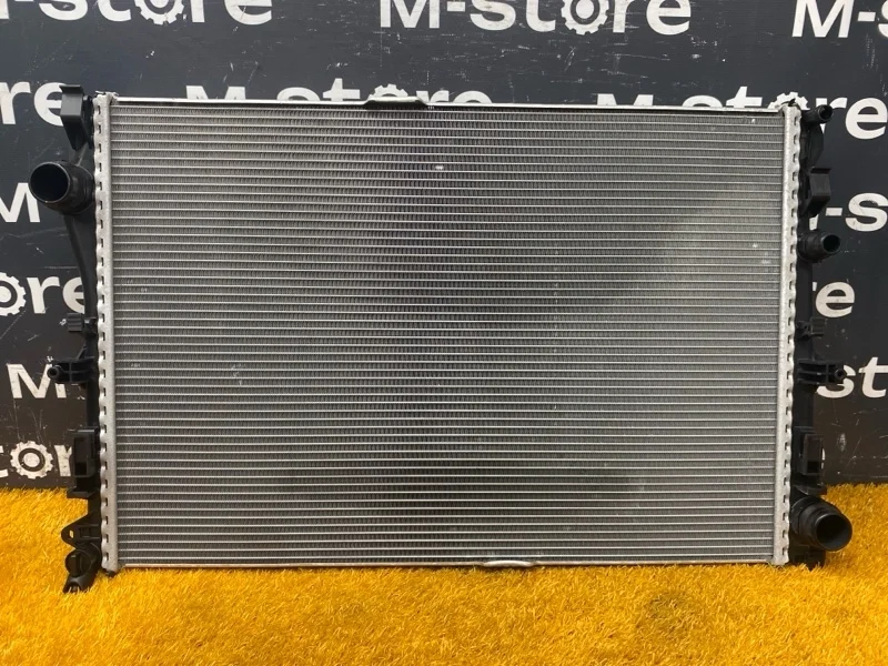 Радиатор ДВС Mercedes-Benz C-Class 2014 A0995002103 W205 274.920