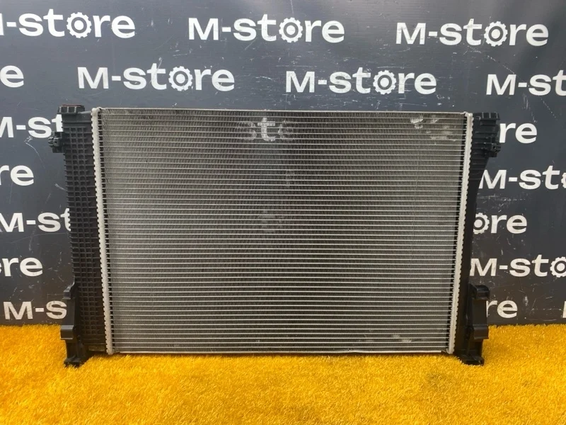 Радиатор ДВС Mercedes-Benz C-Class 2010 A2045002203 W204 271.860