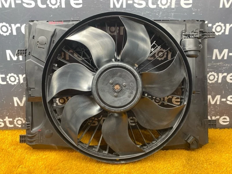 Вентилятор радиатора Mercedes-Benz C-Class 2012 A2045000755 W204 271.860