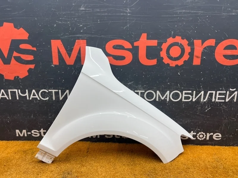 Крыло Audi Q7 2010 4L0821102 4L CJTC, переднее правое