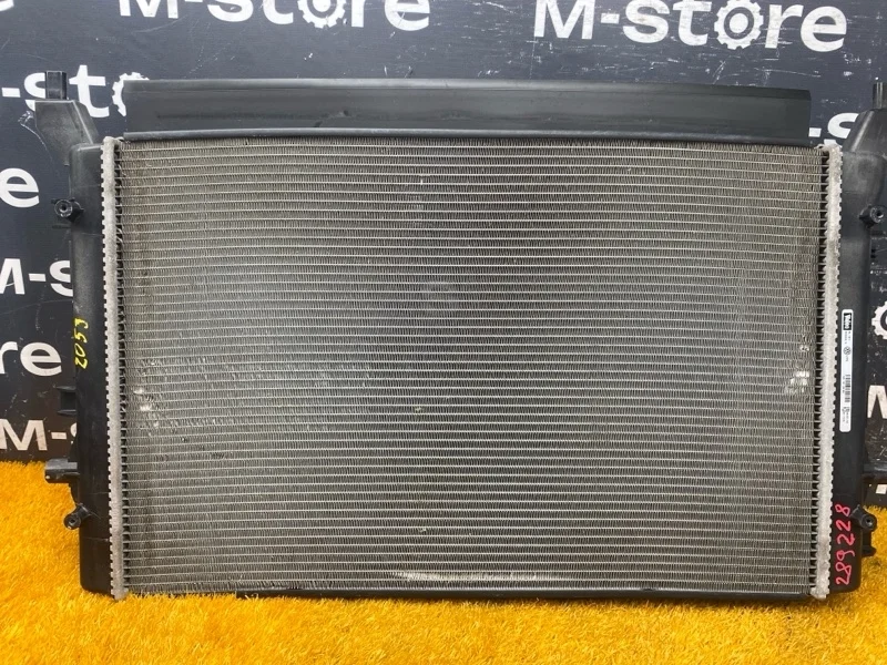 Радиатор ДВС Volkswagen Passat 2012 1K0121251BN B7 CAX