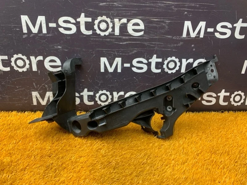 Кронштейн фары Audi A4 2010 8K0805607A B8/8K CDHB, левый