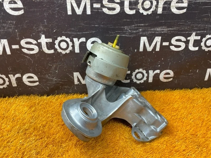 Подушка двигателя Audi A4 2008 8E0199382AJ B7/8E ALT, правая