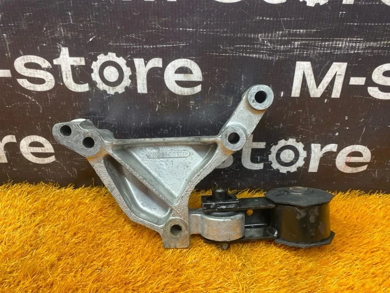 Подушка двигателя Land Rover Freelander 2005 KKH102620 L314 25K4F, правая