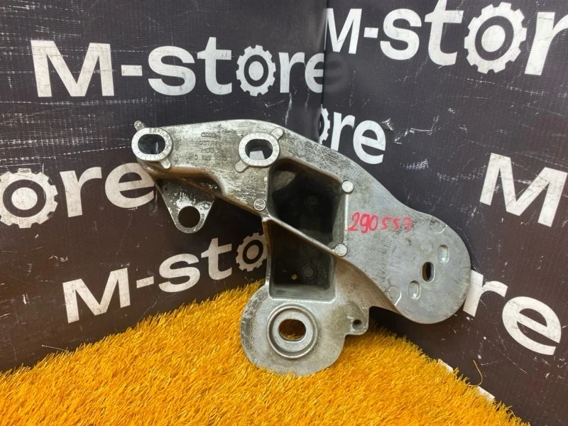 Кронштейн подушки двигателя Audi A6 2009 4F0199351S C6/4F CCEA, левый