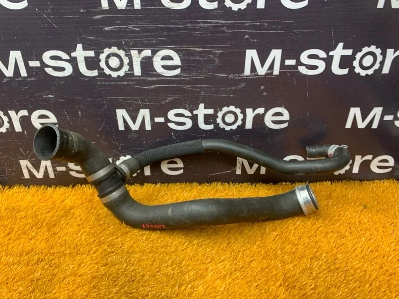 Патрубок радиатора нижний Mercedes-Benz R-Class 2010 A2515000075 W251 272.967