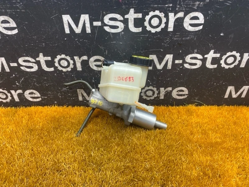 Главный тормозной цилиндр Mercedes-Benz Glk-Class 2010 A2044300002 X204 272.948