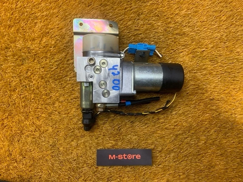 Насос гидравлический Bmw 7-Series 2002 7015009 E66/E65 N62B44A.