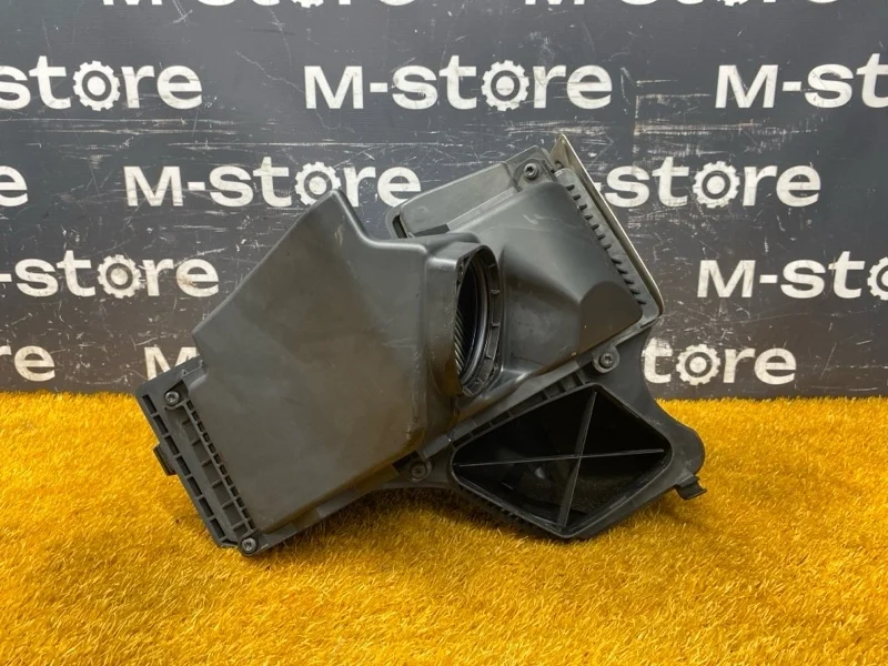 Корпус воздушного фильтра Audi A4 2012 8R0133837S B8/8K CDNB