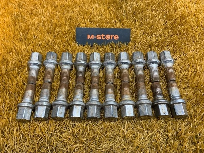 Болт колесный Mercedes-Benz Glk-Class 2011 A0009908307 X204 272.948