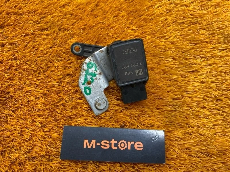 Датчик высоты дорожного просвета Bmw 5-Series 2005 1093697 E60 N52B25A, задний