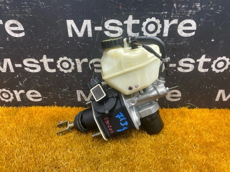 Главный тормозной цилиндр Mercedes-Benz E-Class 2005 A2114300302 W211 272.964