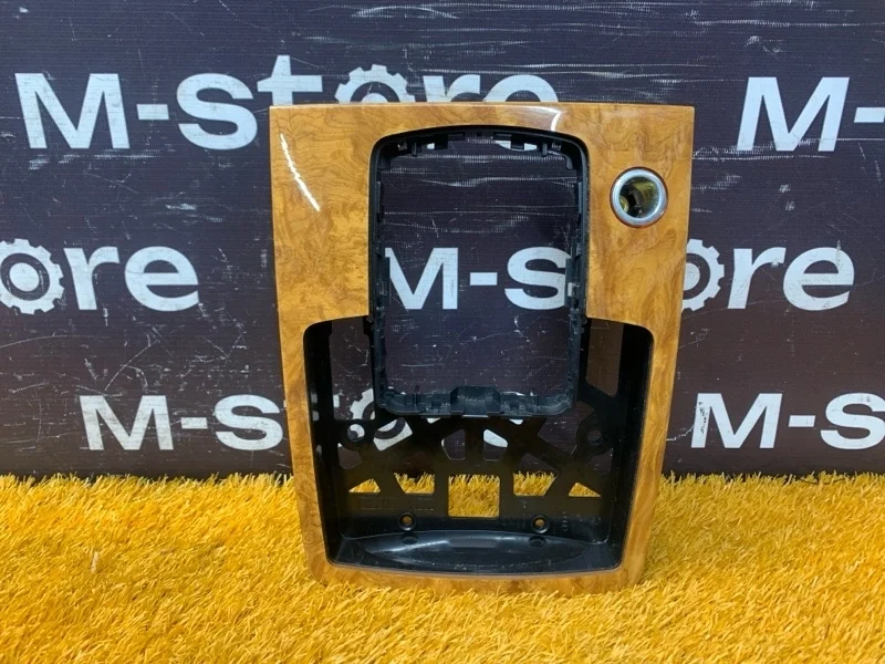 Накладка центральной консоли Audi Q7 2008 4L0864261C 4L BAR