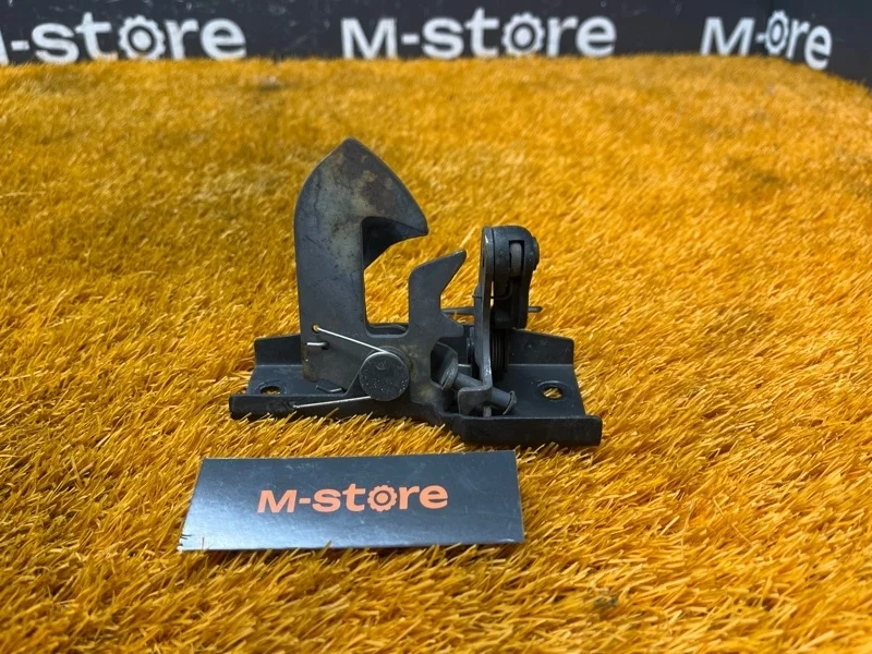 Замок капота Mercedes-Benz E-Class 2004 A2118800264 W211 112.913