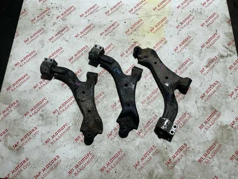 Рычаг подвески нижний Chevrolet Captiva 2.4 LE9