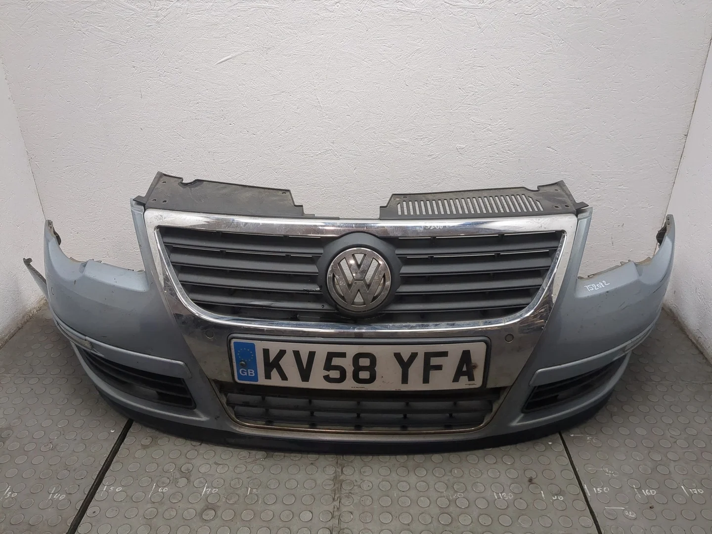 Бампер Volkswagen Passat 6 2005-2010 КПП 6-ст.мех.(МКПП) CBAB Дизель 2 л TDI