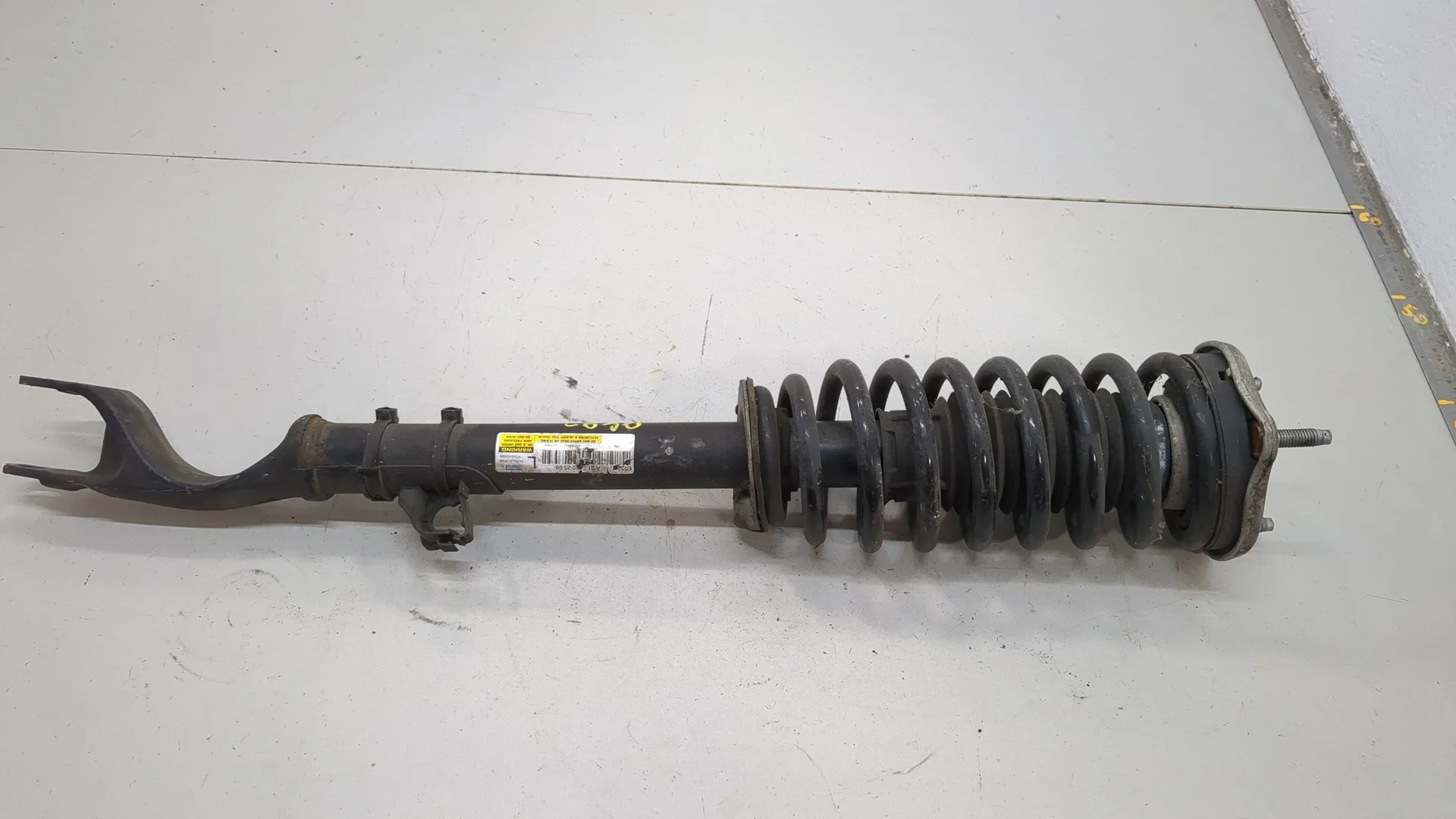 Амортизатор подвески Mercedes-Benz E W213 2016-2023 КПП автомат 4х4 (АКПП) M 274.920 Бензин 2 л Турбо-инжектор