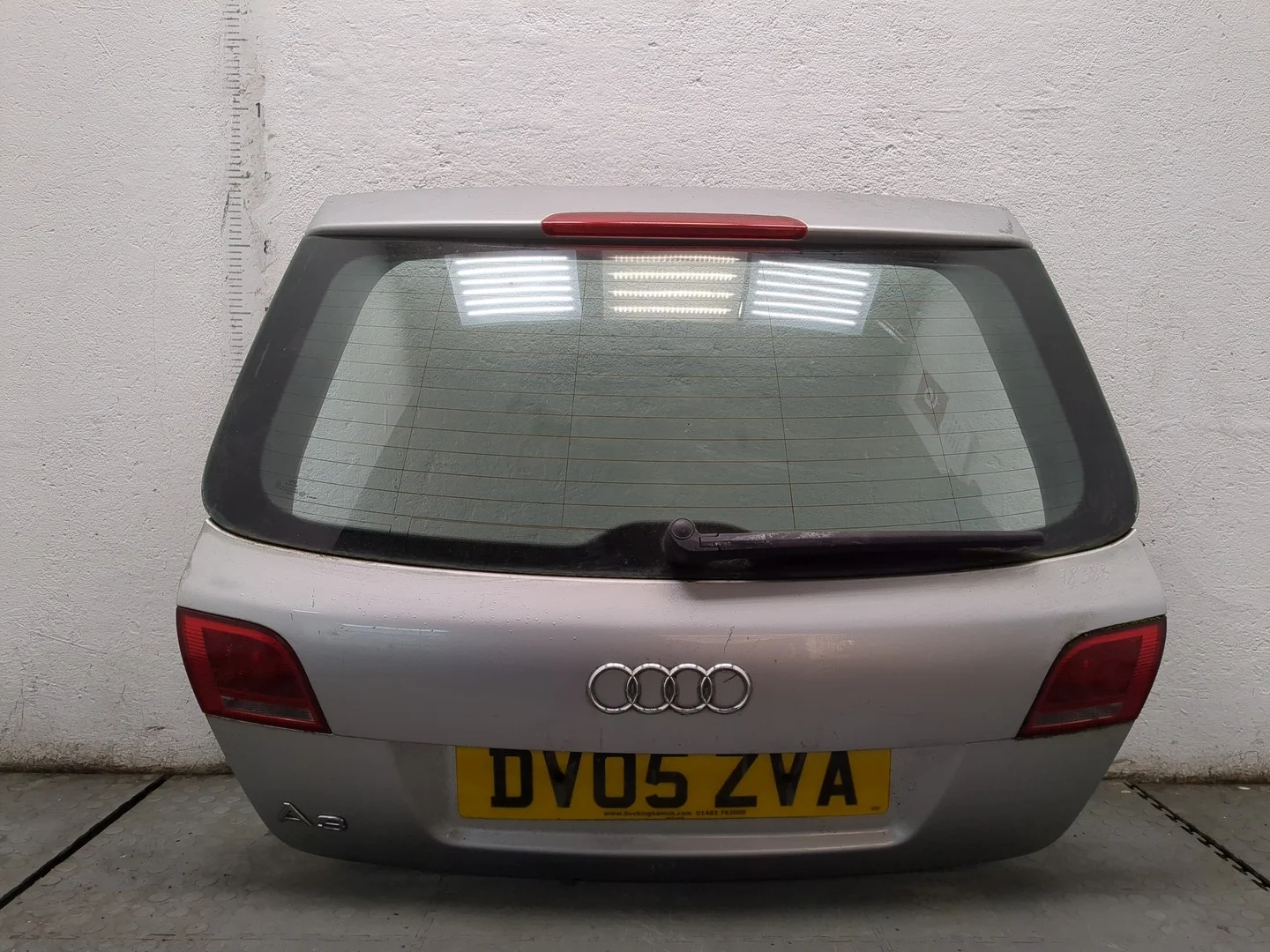 Крышка (дверь) багажника Audi A3 (8P) 2003-2013 КПП 5-ст.мех.(МКПП) BGU Бензин 1.6 л Инжектор