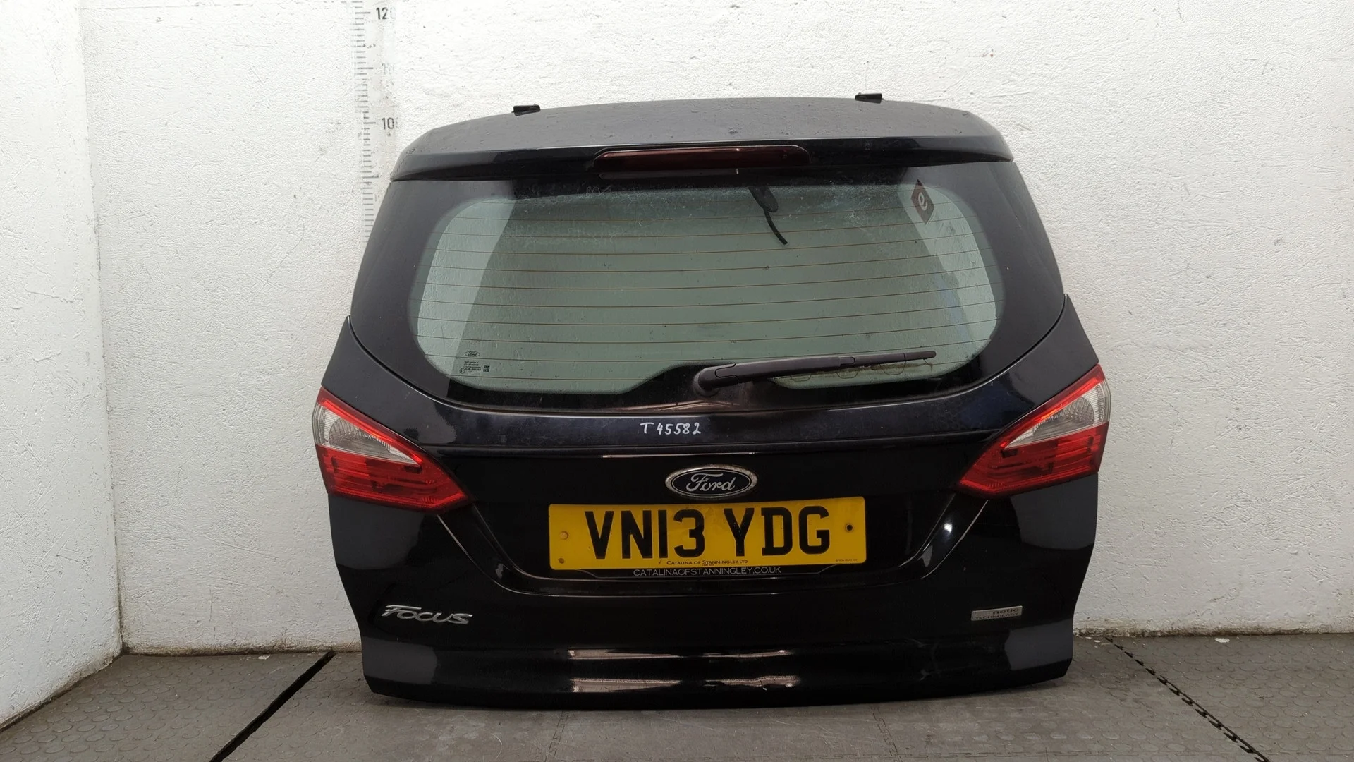 Крышка (дверь) багажника Ford Focus 3 2011-2015 КПП 6-ст.мех.(МКПП) NGDA, NGDB Дизель 1.6 л TDCI